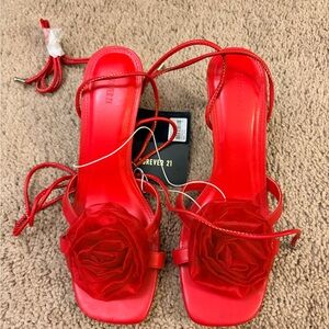 NWT Forever 21 Red Floral Strappy Heels